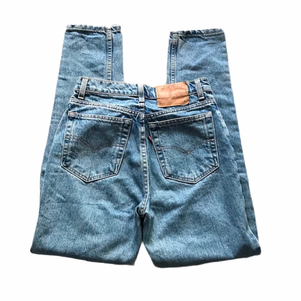 1990s LEVIS Red Tab 512 High Rise Vintage Denim // Size 9 (fits 28” Waist)